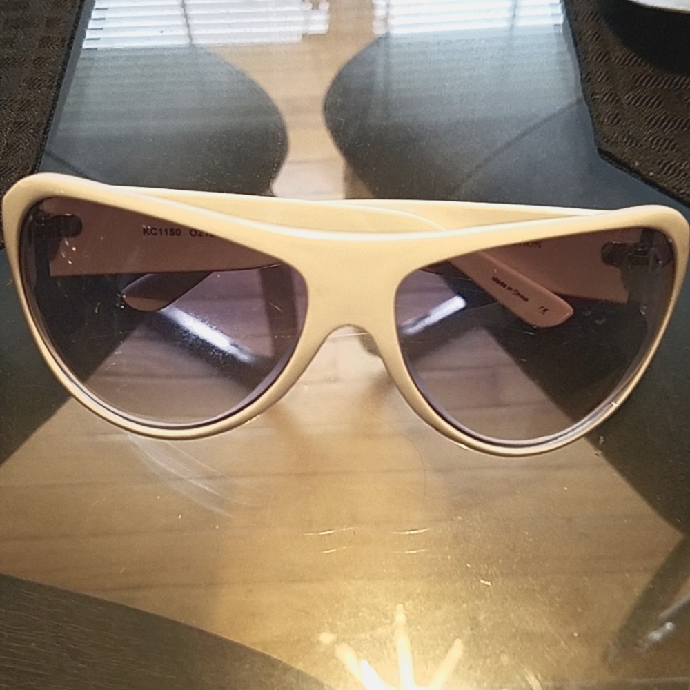 Kenneth cole  white Sunglasses   Excellent CONDITION worn only once🔥🔥🔥🔥🔥